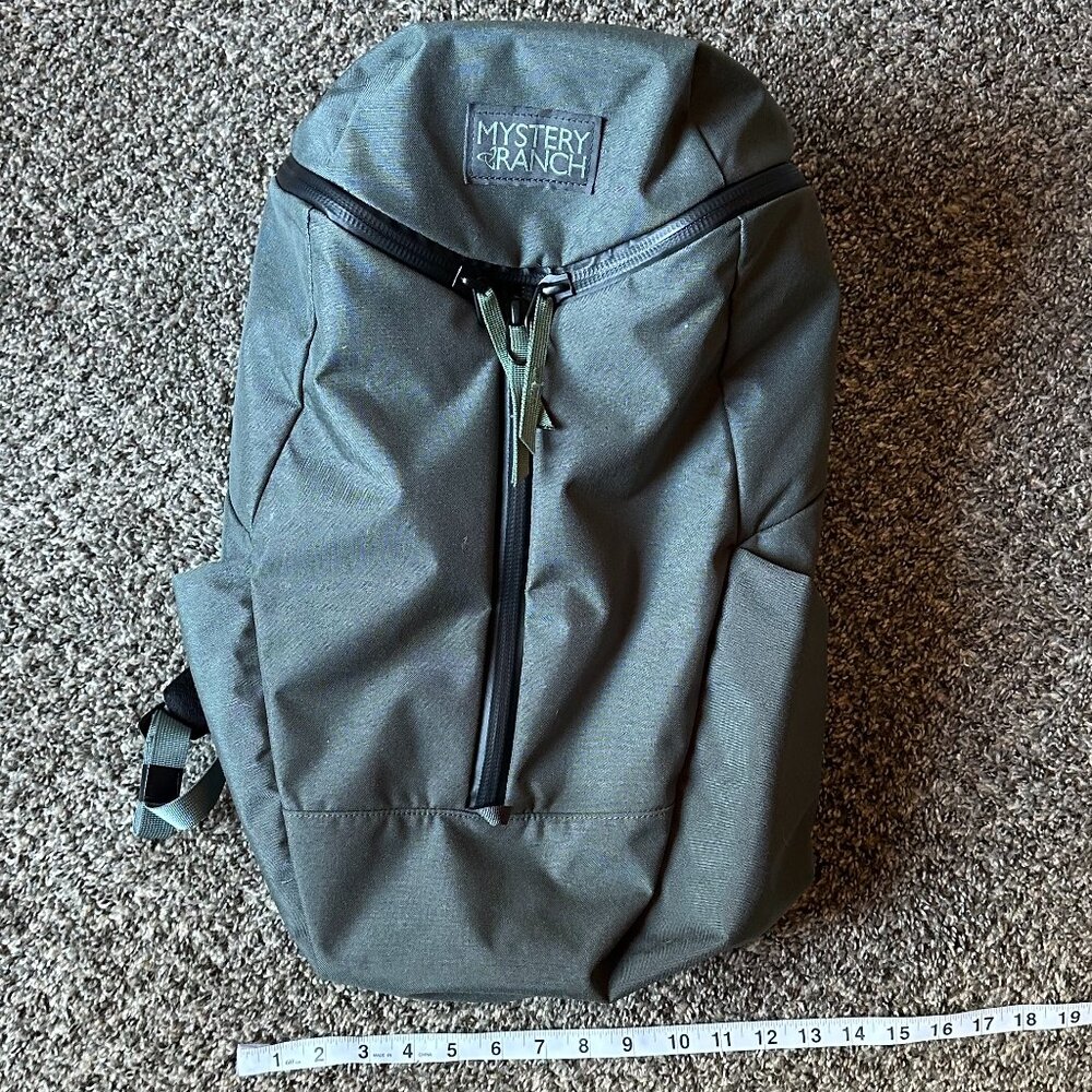 Mystery Ranch Back pack